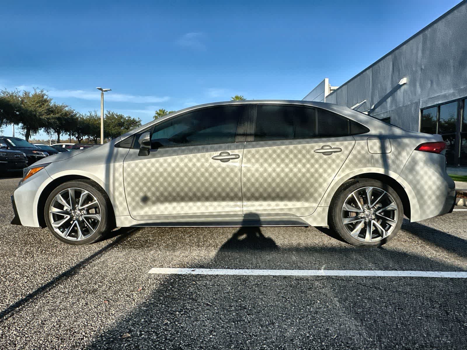 Thumbnail: 2022 Toyota Corolla - 3