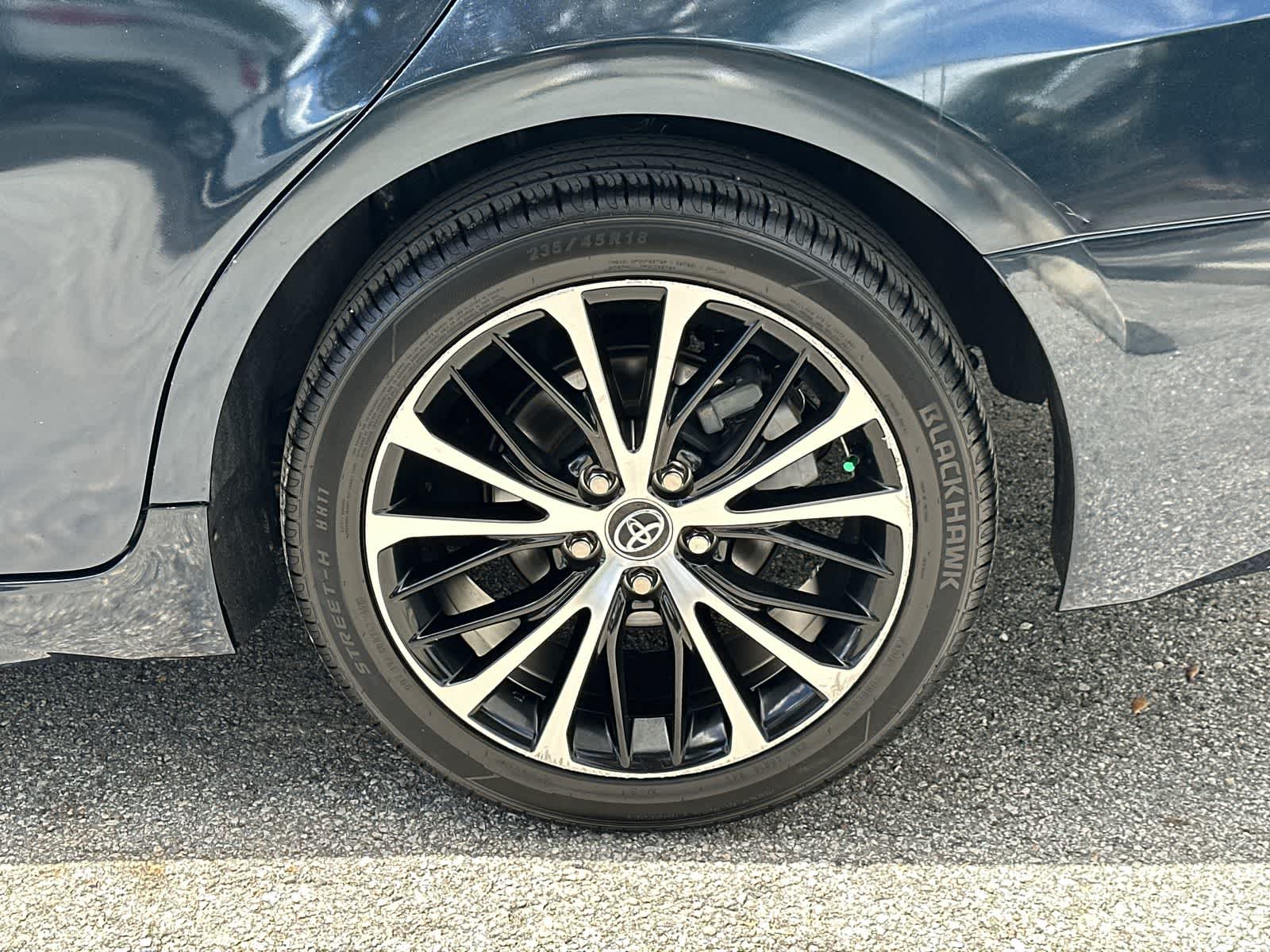 Thumbnail: 2020 Toyota Camry - 8