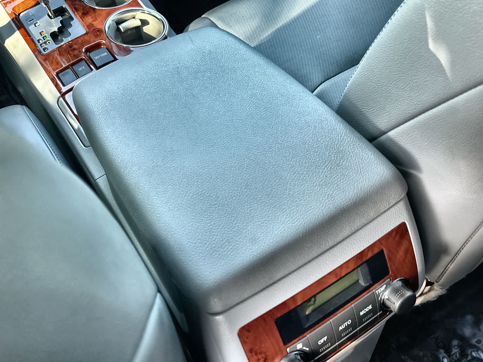 Thumbnail: 2013 Toyota Highlander - 22