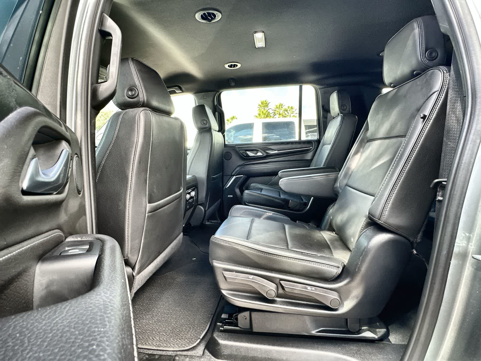 Thumbnail: 2024 GMC Yukon XL - 13