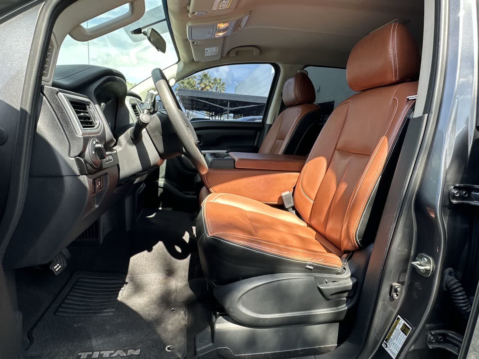 Thumbnail: 2017 Nissan Titan - 10