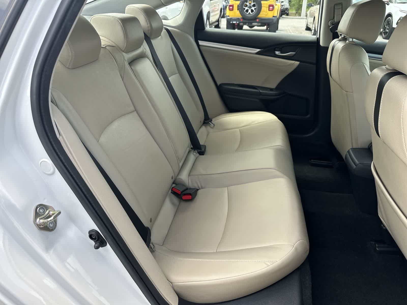 2016 Honda Civic  13
