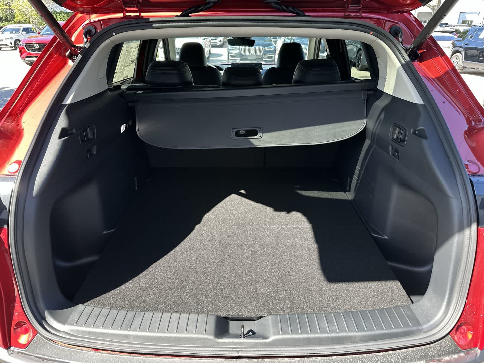 Thumbnail: 2026 Mazda CX-50 - 17