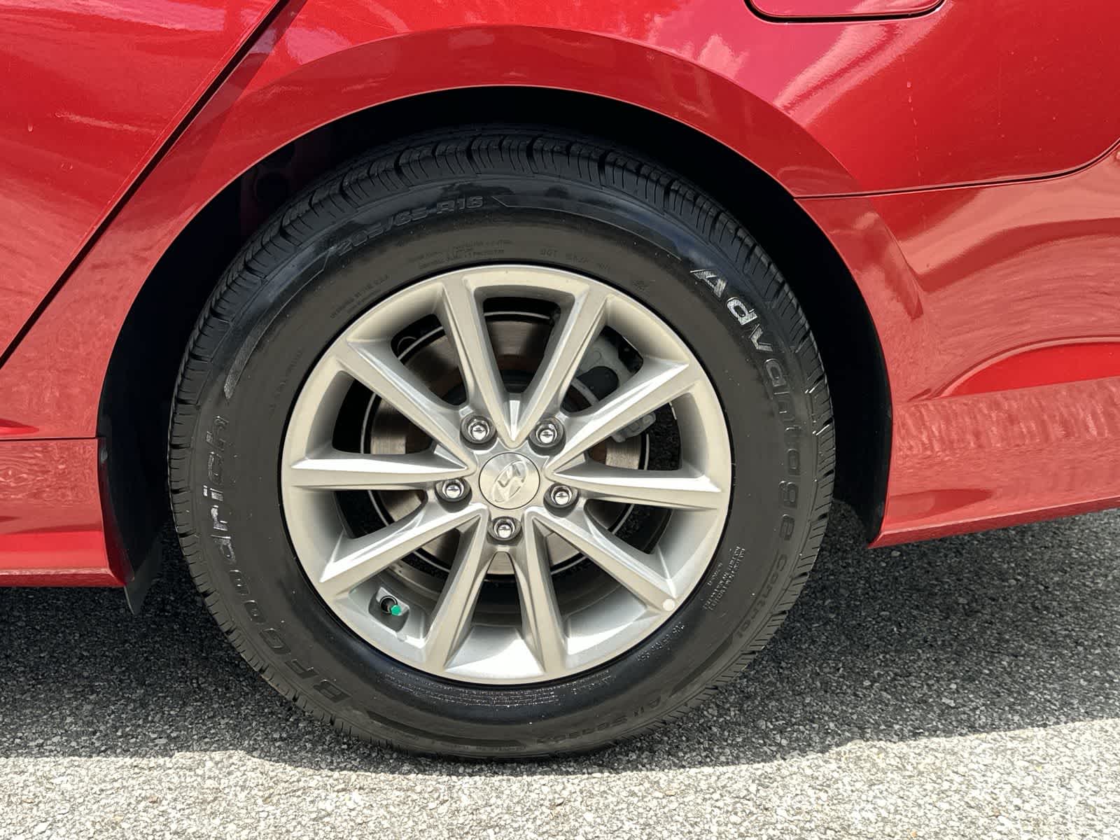 Thumbnail: 2019 Hyundai Sonata - 8