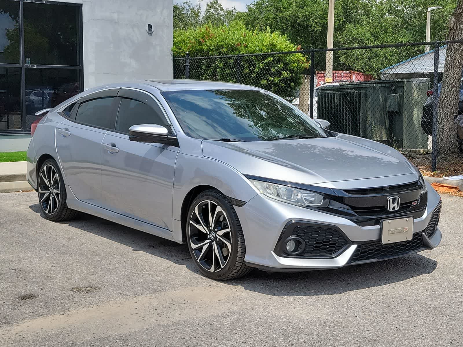 Thumbnail: 2017 Honda Civic - 6