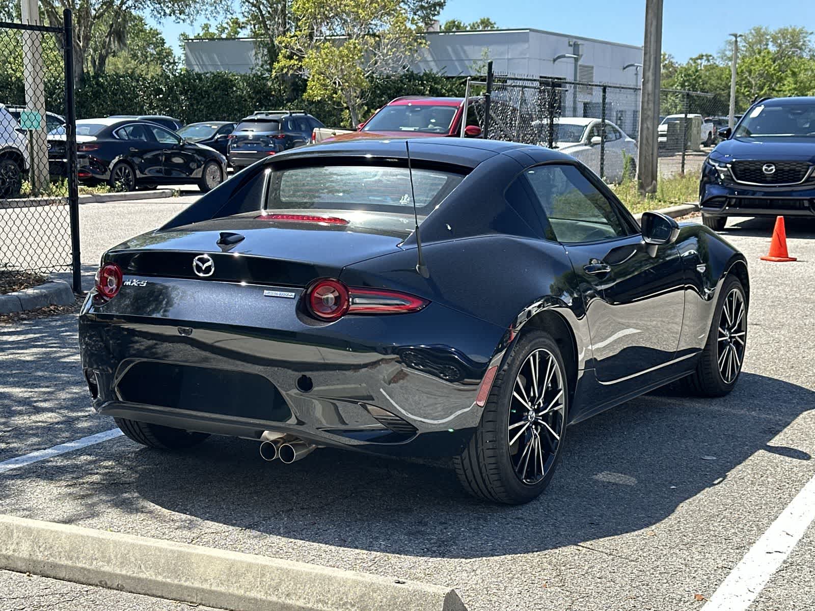 Thumbnail: 2025 Mazda MX-5 Miata - 12