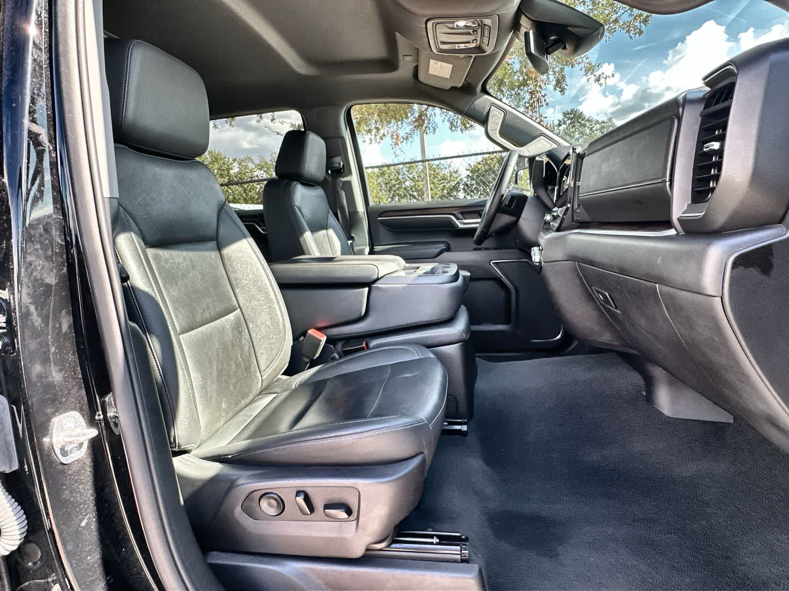 Thumbnail: 2024 GMC Sierra 1500 - 14