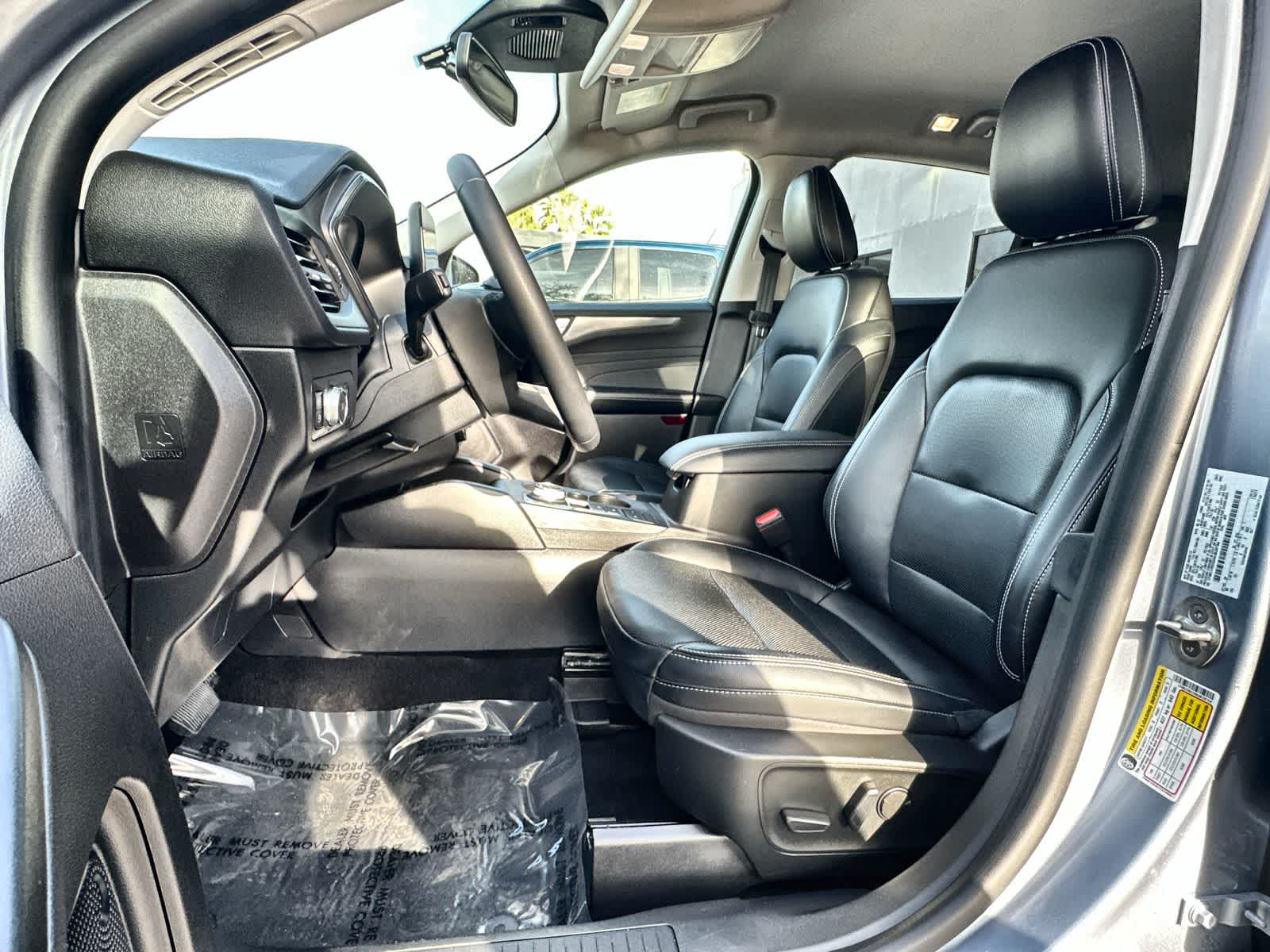 Thumbnail: 2022 Ford Escape - 3