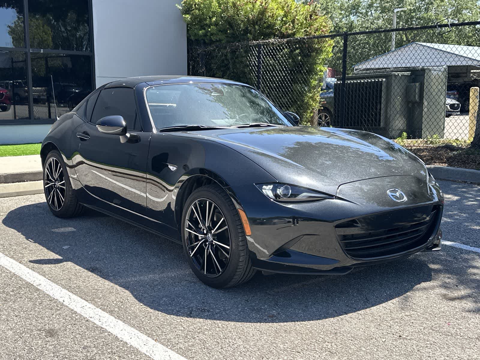 Thumbnail: 2025 Mazda MX-5 Miata - 15