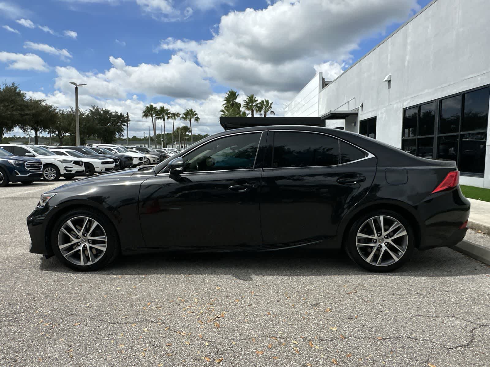 Thumbnail: 2019 Lexus IS - 3