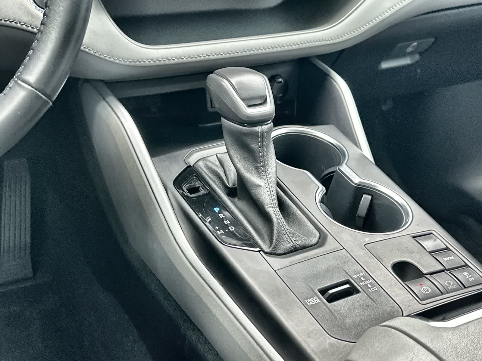 Thumbnail: 2023 Toyota Highlander - 17