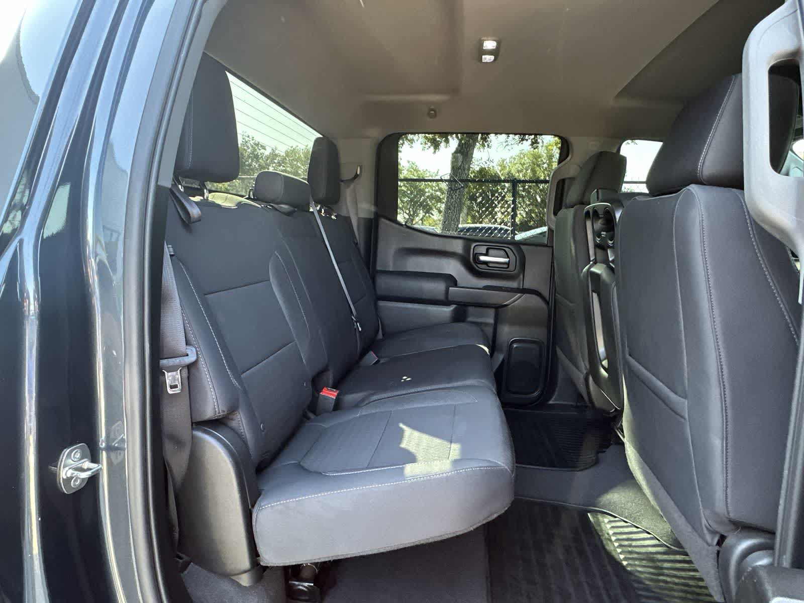 Thumbnail: 2019 Chevrolet Silverado 1500 - 19