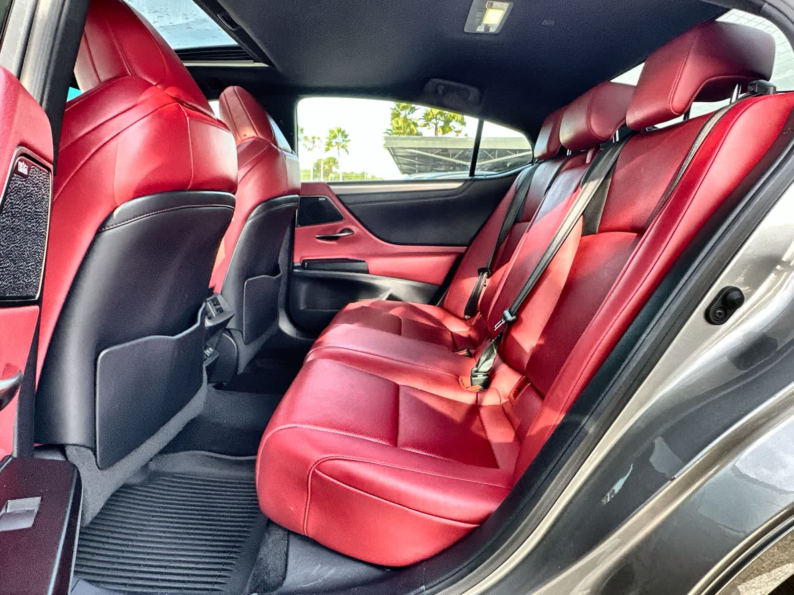 Thumbnail: 2020 Lexus ES - 13