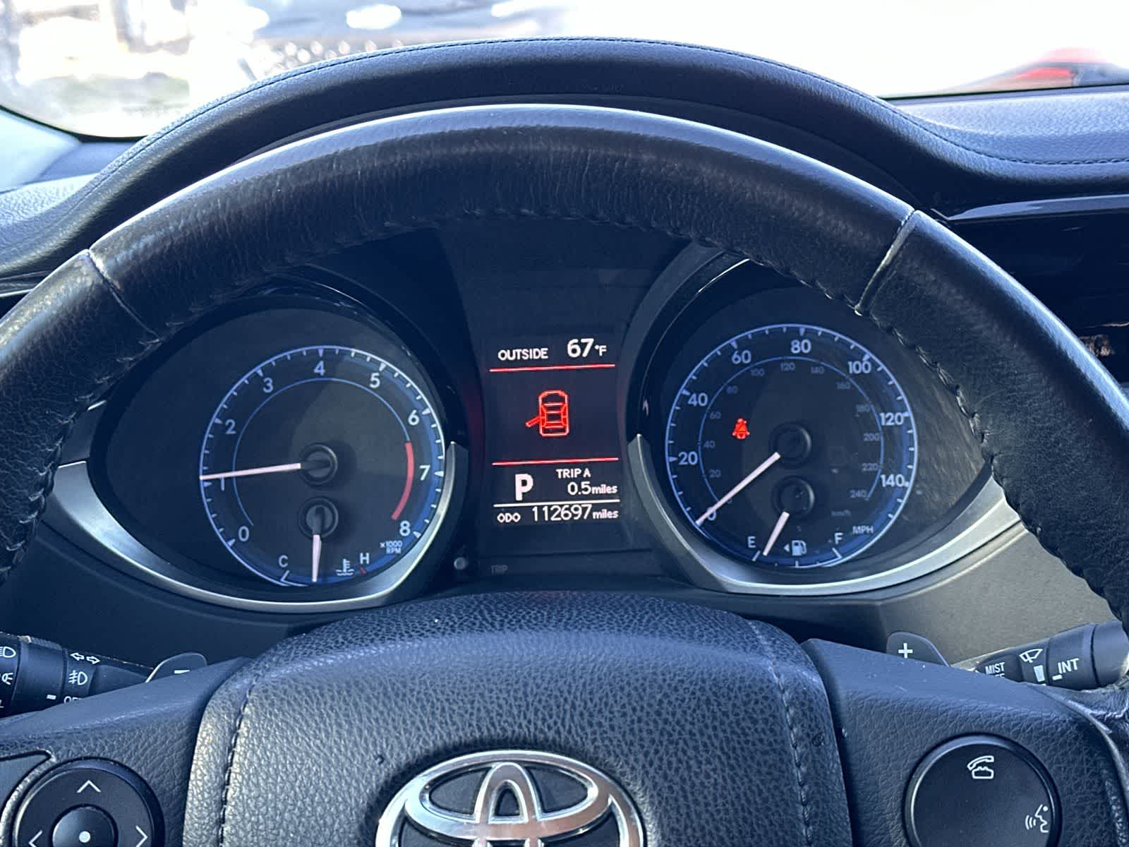 Thumbnail: 2015 Toyota Corolla - 18