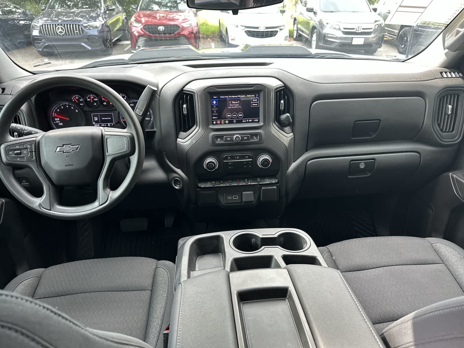 2024 Chevrolet Silverado 1500 Custom Trail Boss 10