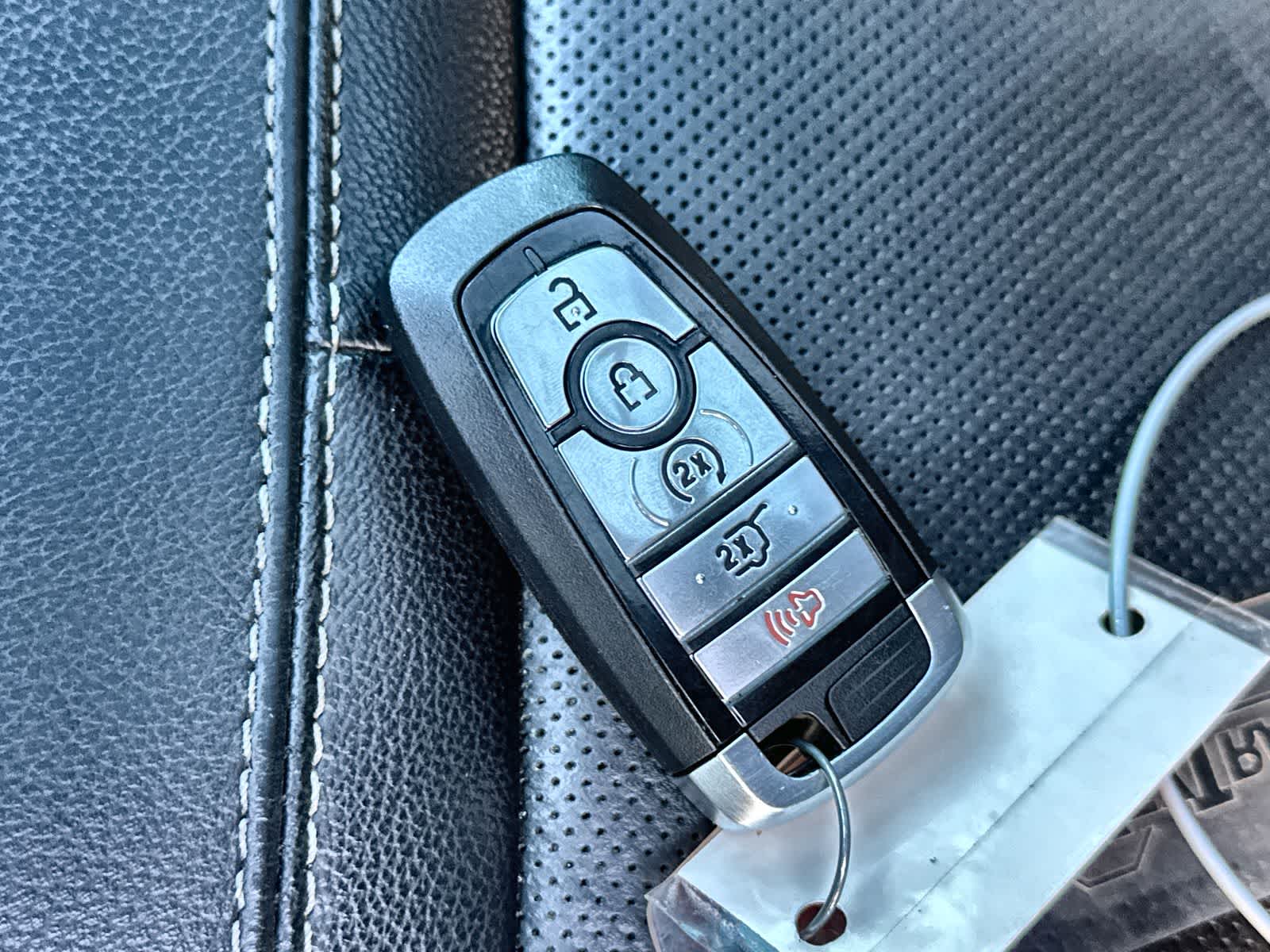 Thumbnail: 2021 Ford Explorer - 26