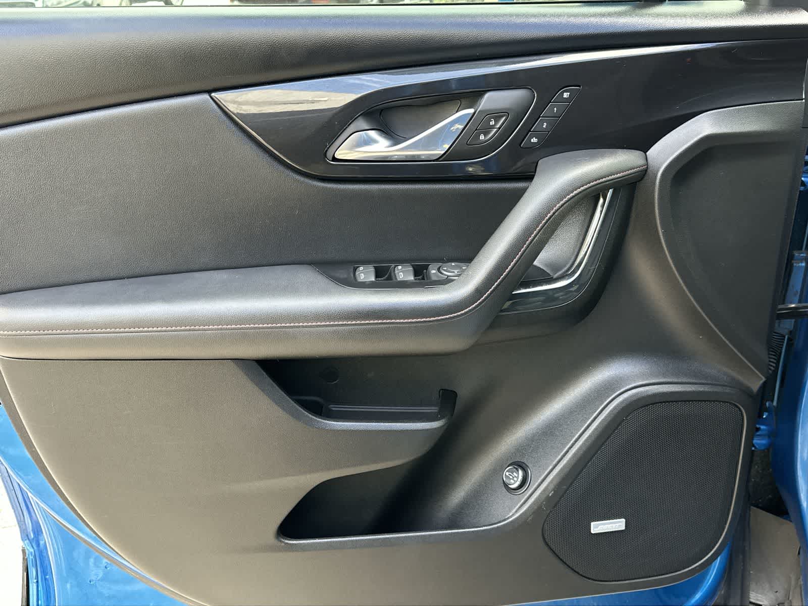 Thumbnail: 2020 Chevrolet Blazer - 9