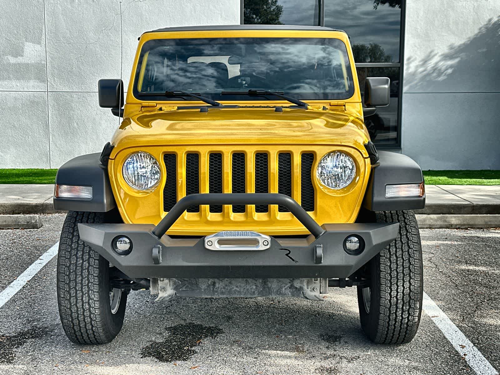 Thumbnail: 2021 Jeep Wrangler - 6