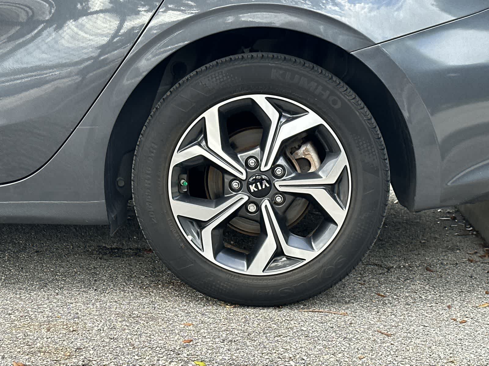 Thumbnail: 2020 Kia Forte - 8