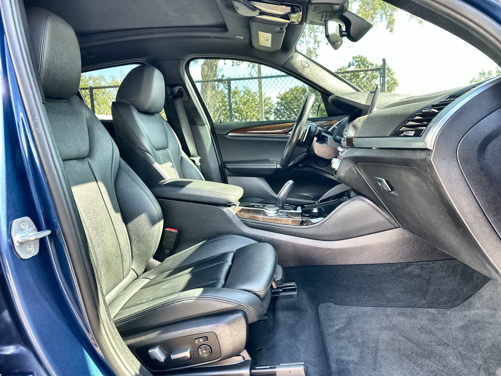 Thumbnail: 2020 BMW X4 - 13