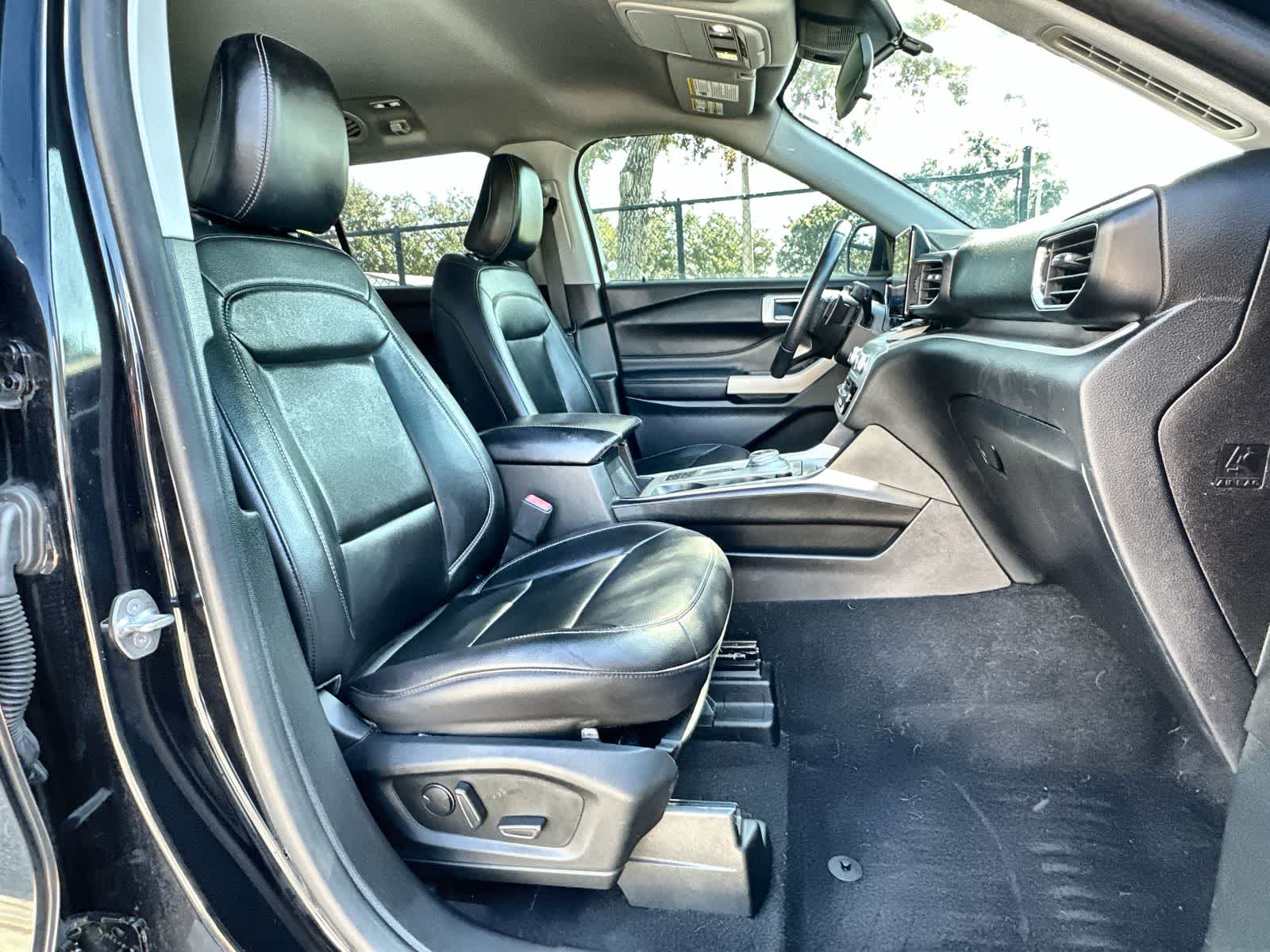 Thumbnail: 2021 Ford Explorer - 14