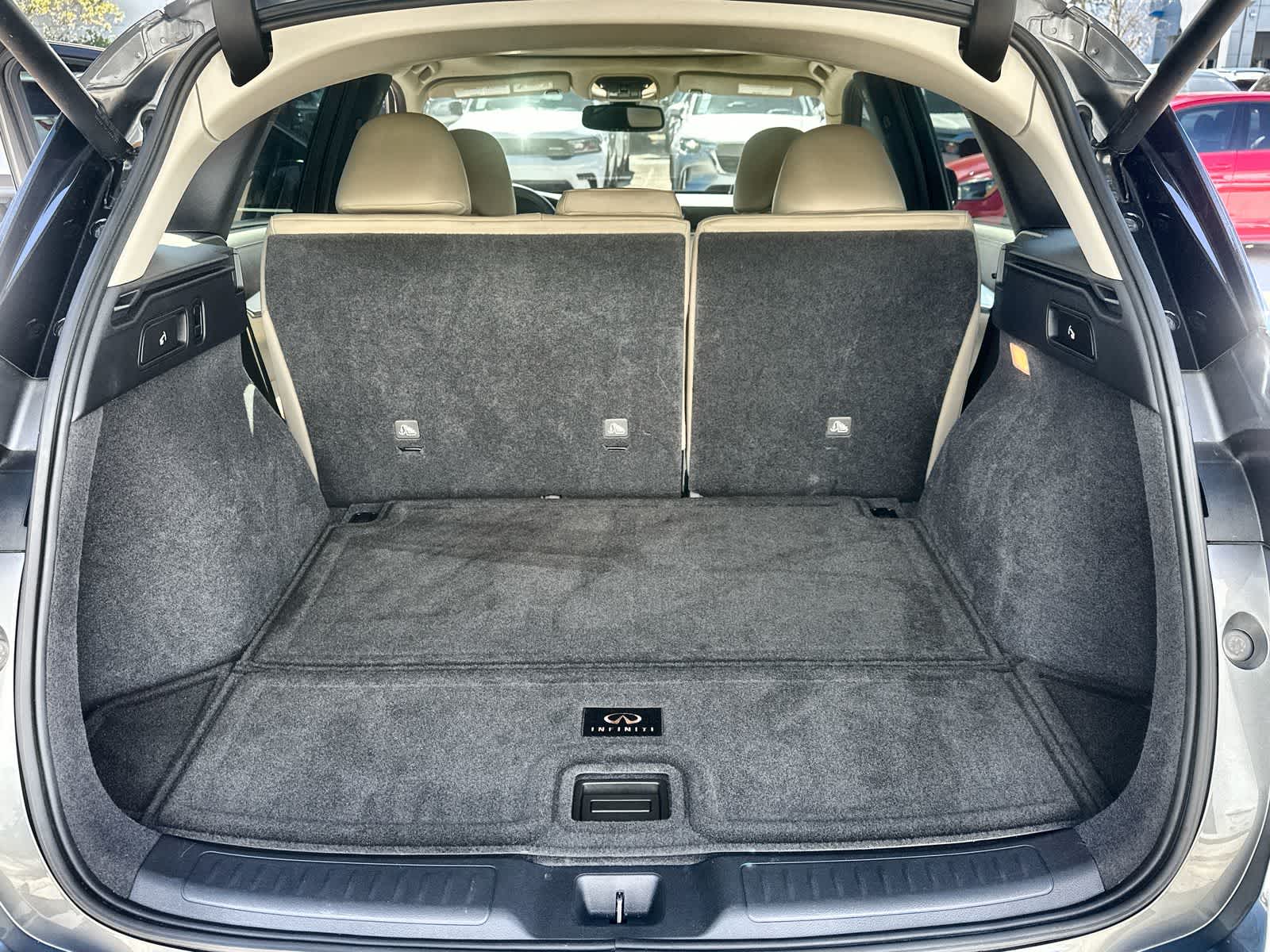 Thumbnail: 2019 INFINITI QX50 - 26