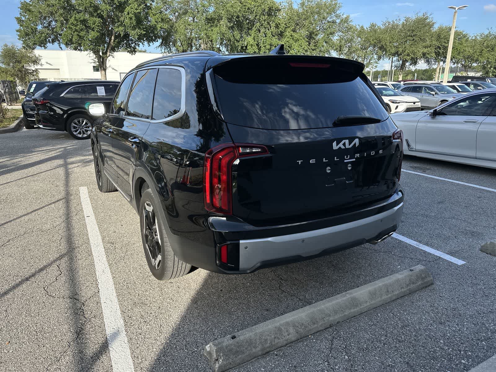 Thumbnail: 2024 Kia Telluride - 5