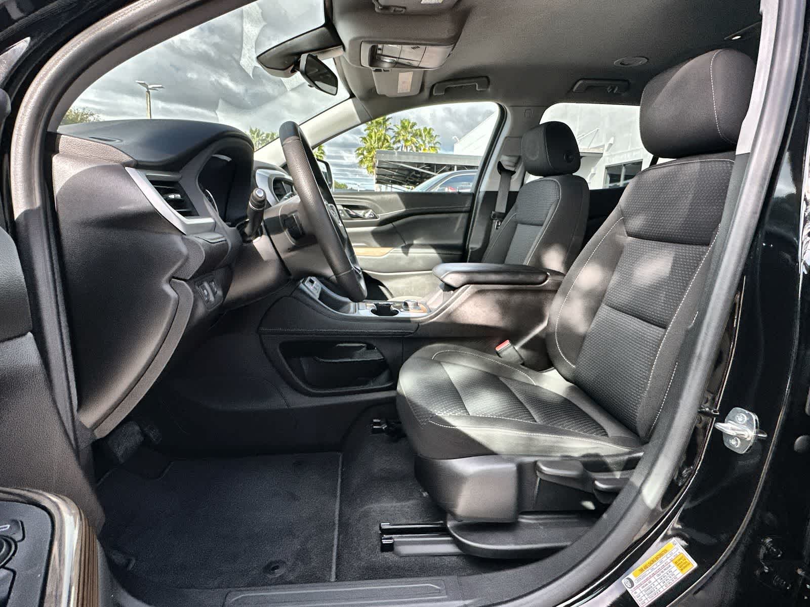 Thumbnail: 2022 GMC Acadia - 11