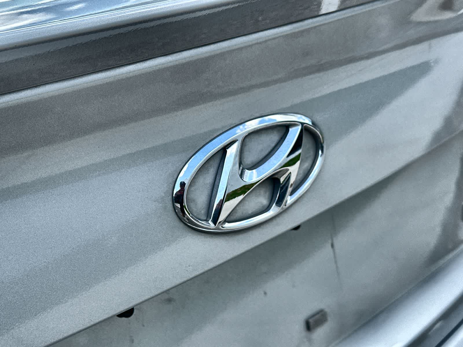 Thumbnail: 2015 Hyundai Sonata - 16