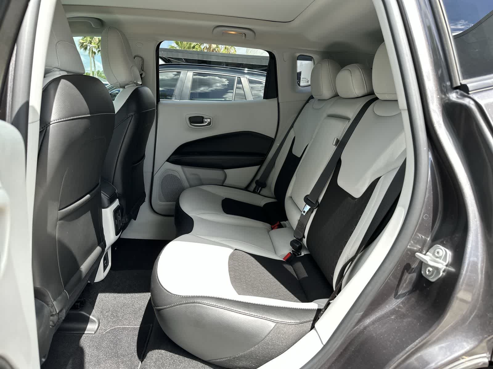 Thumbnail: 2020 Jeep Compass - 4