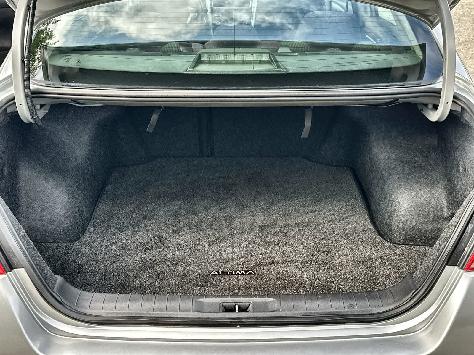 Thumbnail: 2013 Nissan Altima - 17