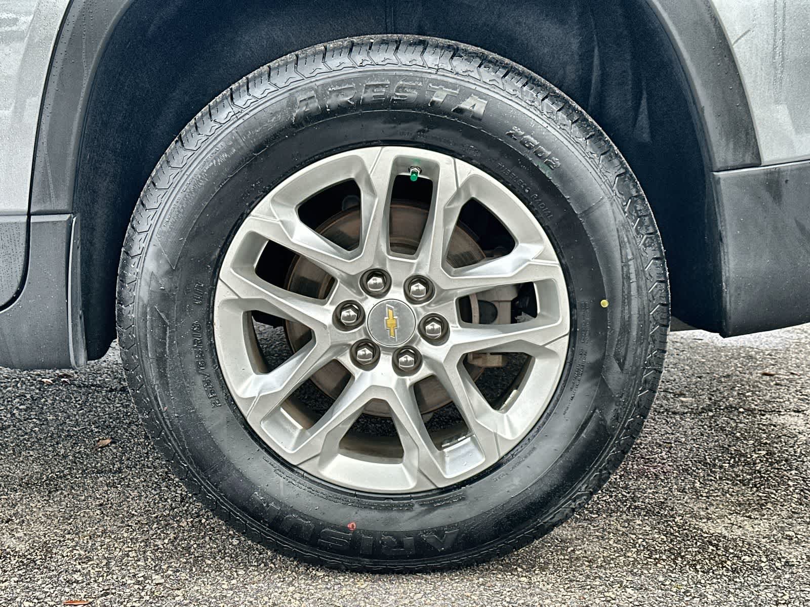 Thumbnail: 2021 Chevrolet Traverse - 14