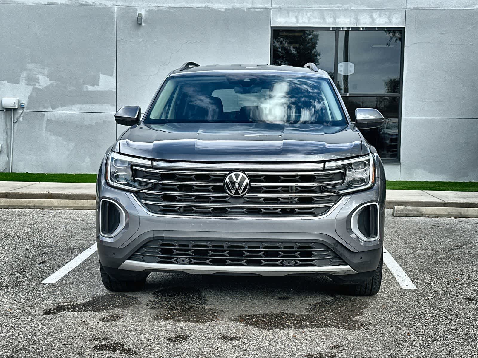 Thumbnail: 2024 Volkswagen Atlas - 12
