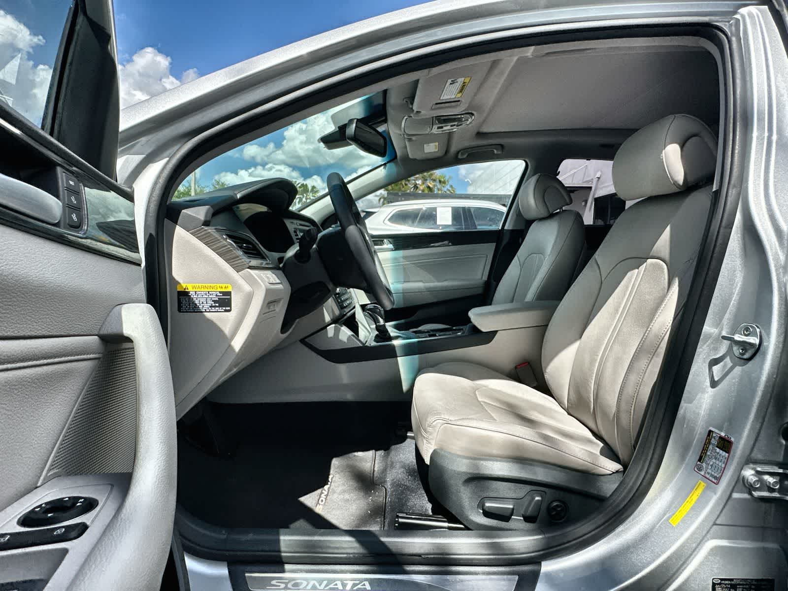 Thumbnail: 2015 Hyundai Sonata - 2