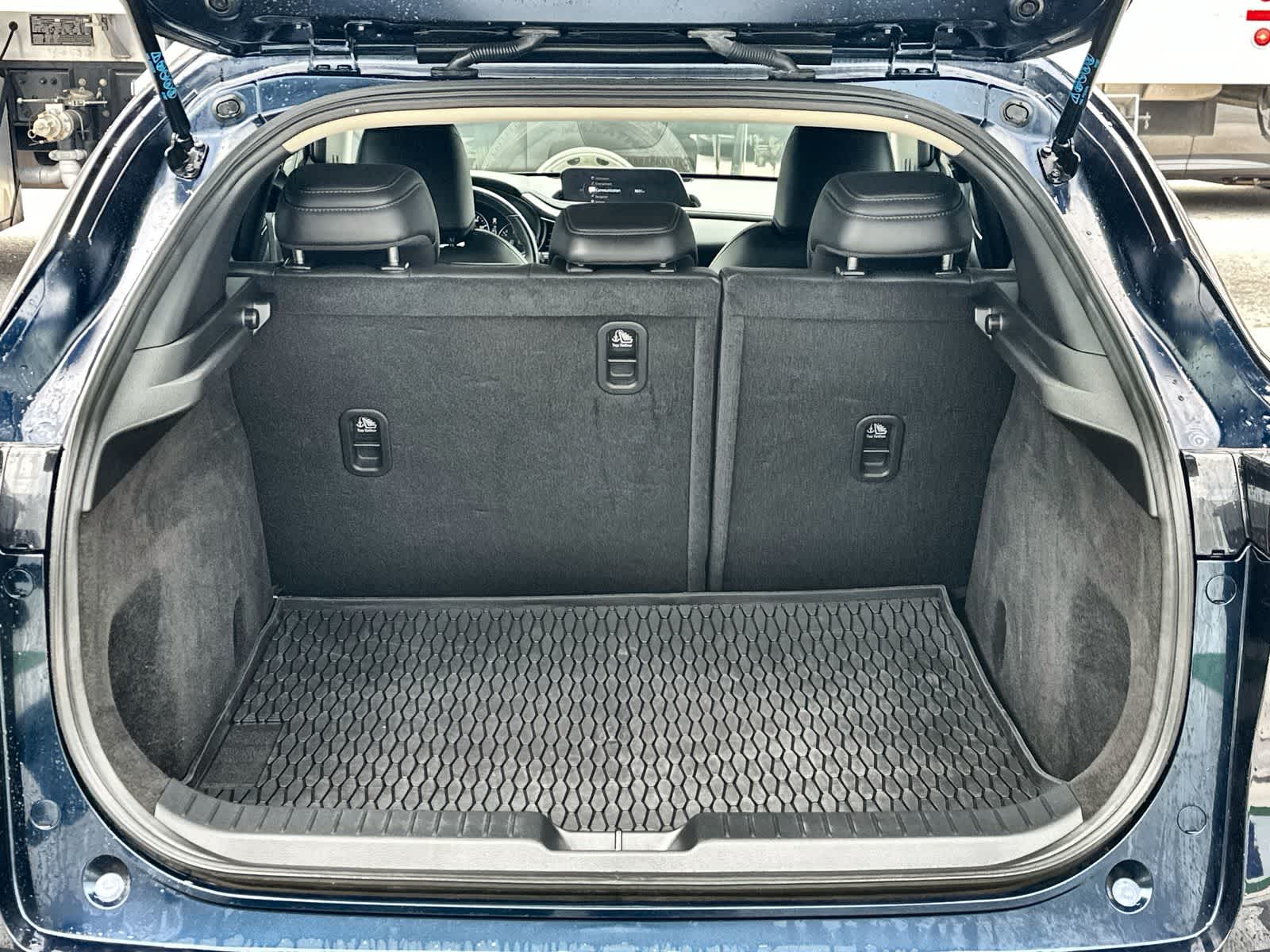 Thumbnail: 2022 Mazda CX-30 - 17