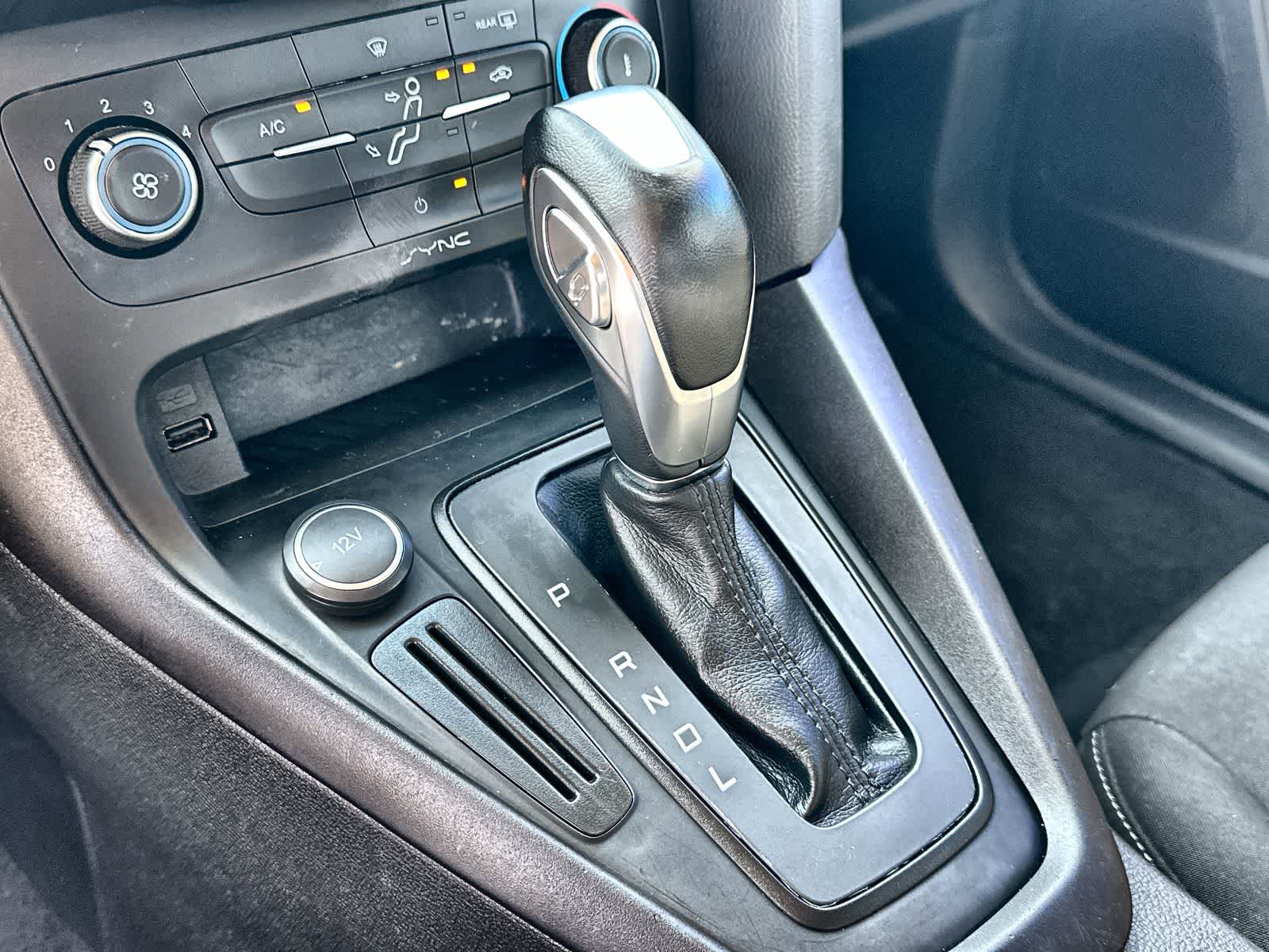 Thumbnail: 2016 Ford Focus - 17