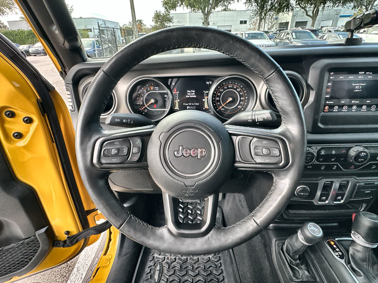 Thumbnail: 2021 Jeep Wrangler - 15