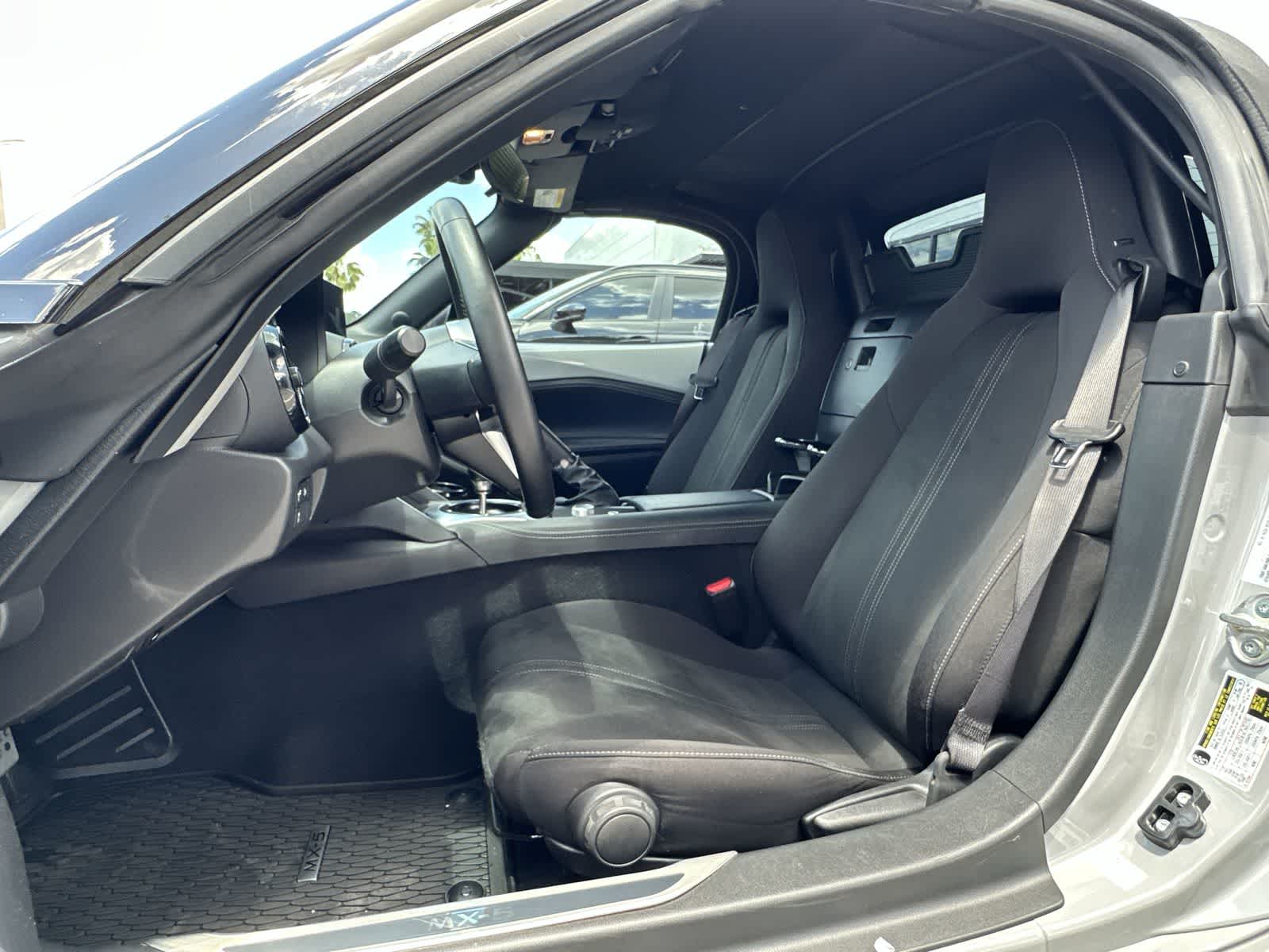 Thumbnail: 2025 Mazda MX-5 Miata - 3