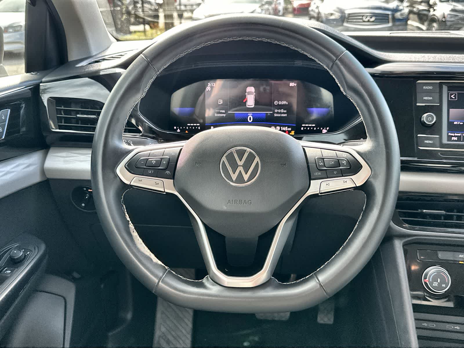 Thumbnail: 2024 Volkswagen Taos - 10