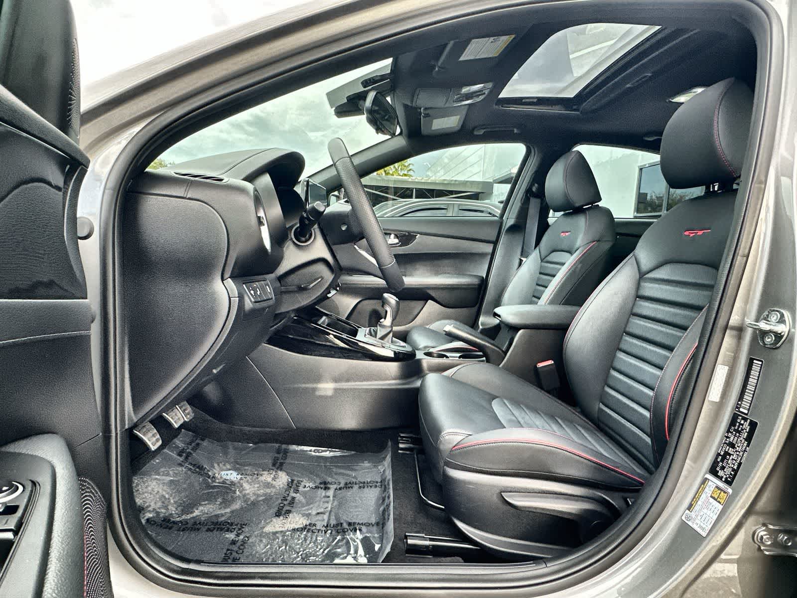 Thumbnail: 2024 Kia Forte - 2