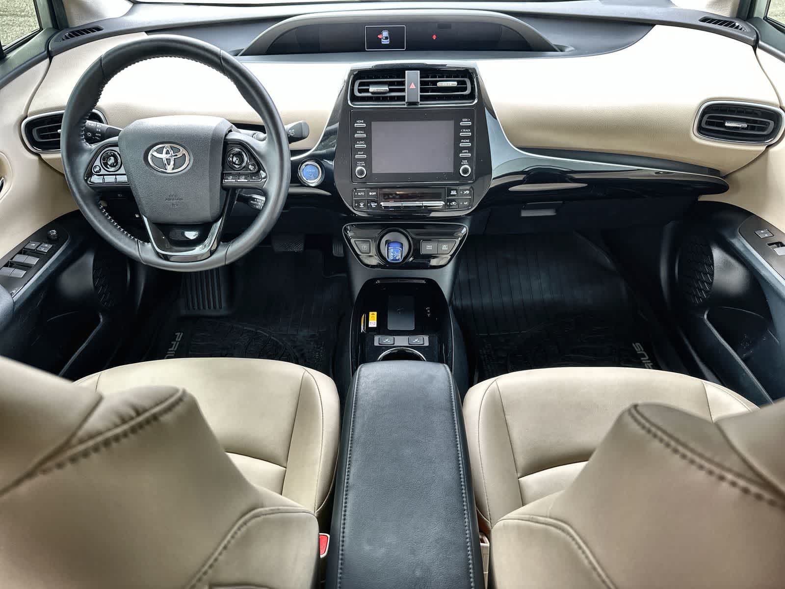 Thumbnail: 2020 Toyota Prius - 10