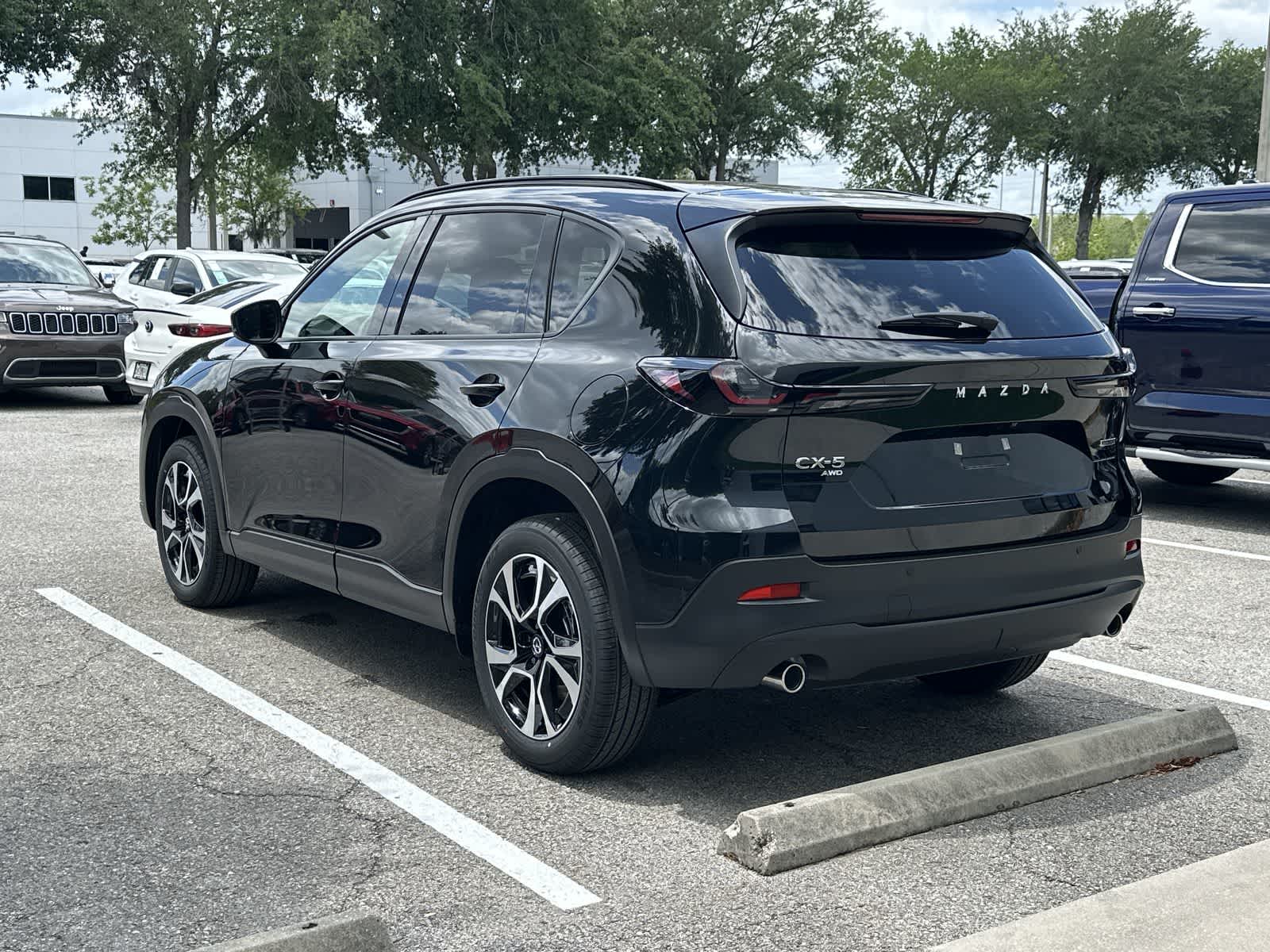 Thumbnail: 2026 Mazda CX-5 - 4