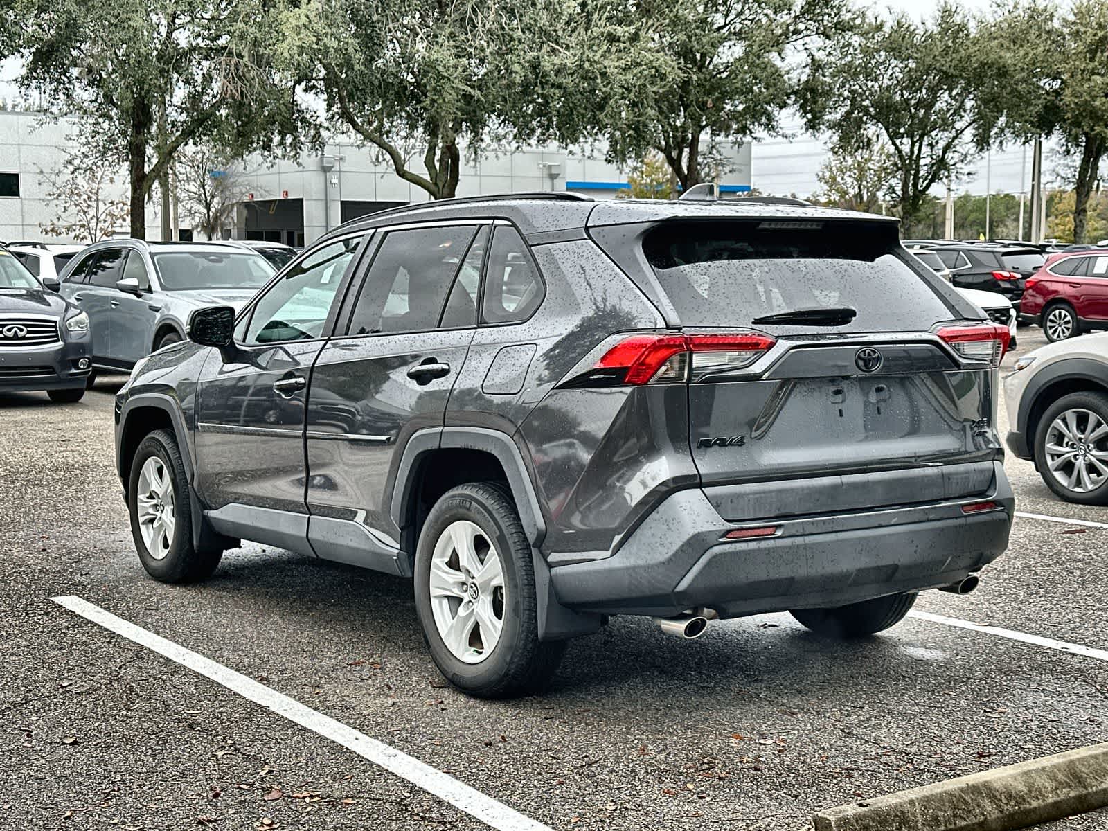 Thumbnail: 2021 Toyota RAV4 - 4