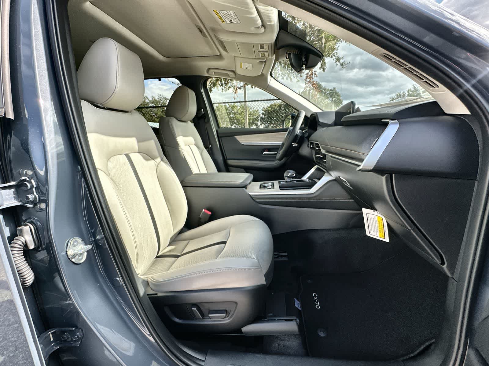 Thumbnail: 2026 Mazda CX-70 - 14