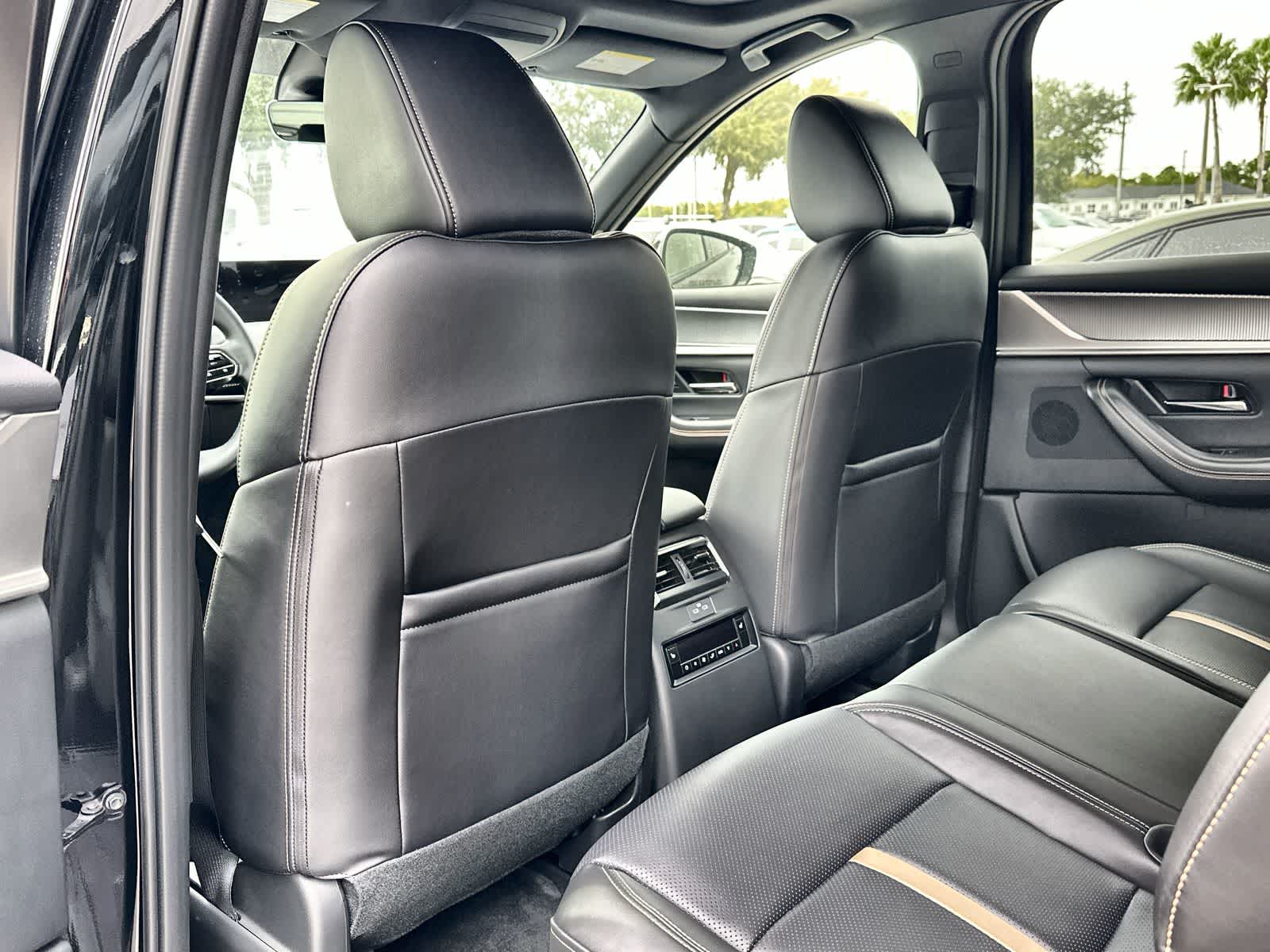 Thumbnail: 2026 Mazda CX-90 - 12