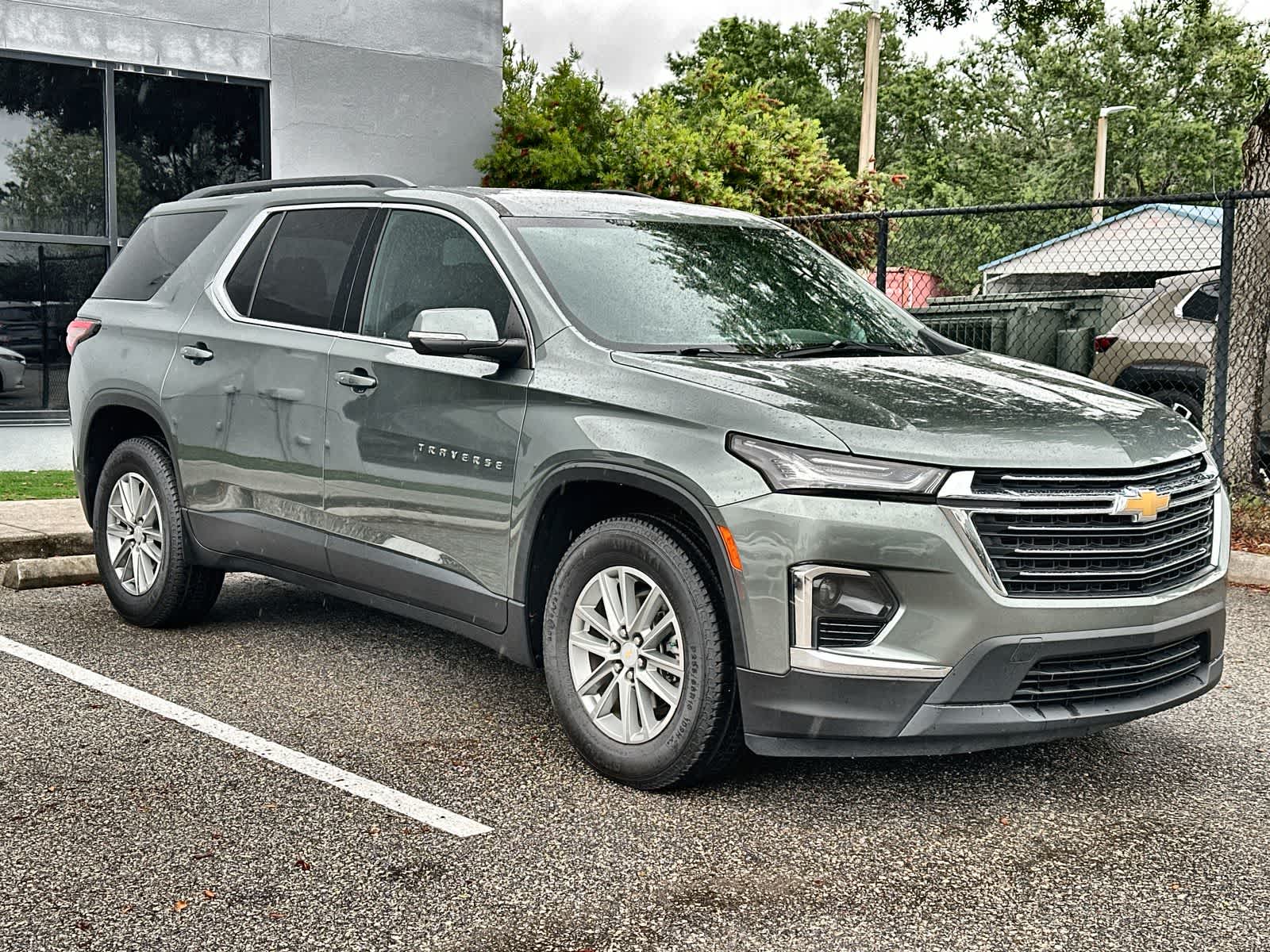 Thumbnail: 2023 Chevrolet Traverse - 11