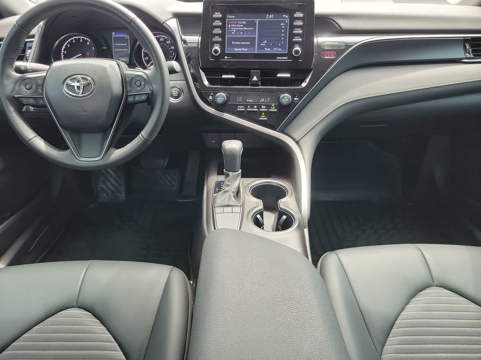 2024 Toyota Camry SE 14