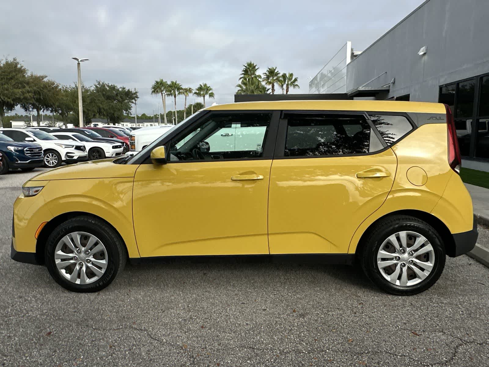Thumbnail: 2020 Kia Soul - 3