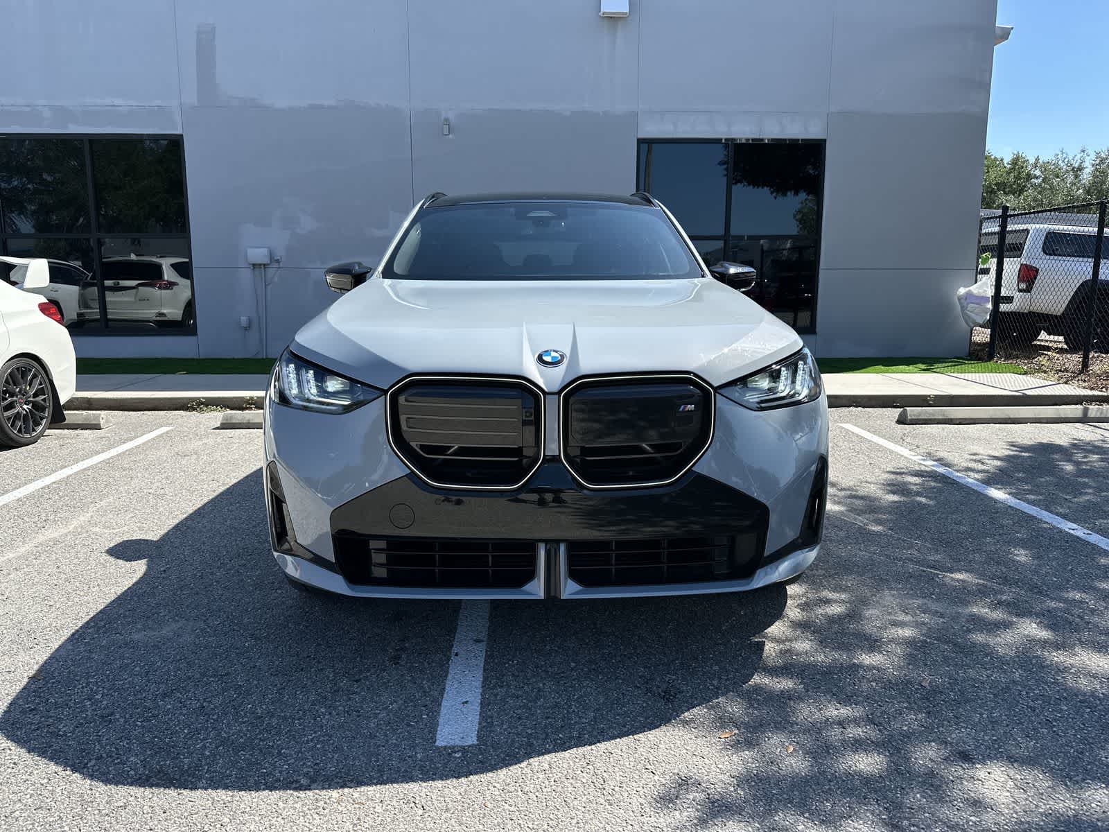 Thumbnail: 2025 BMW M5 - 12