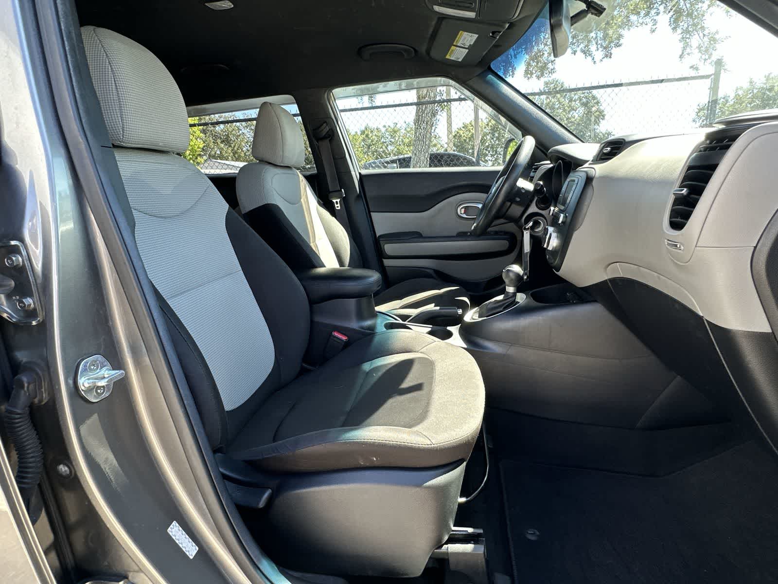 Thumbnail: 2017 Kia Soul - 14